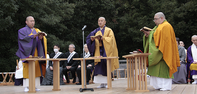 慰霊祭